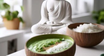 Matcha Green Tea Smoothie Bowl