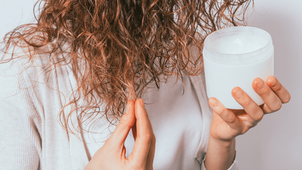 Coconut Oil Uses Hair (4)