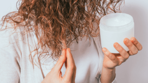 Coconut Oil Uses Hair (4)