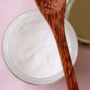 Coconut Spoon Oil (2)